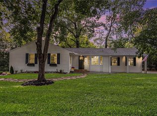 9222 Belinder Rd, Leawood, KS 66206