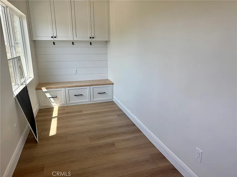 108 S Guadalupe Ave — Photo 5