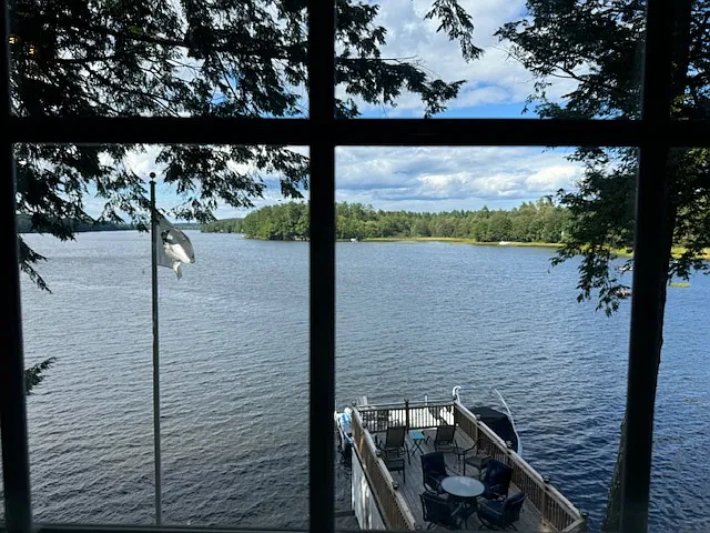 3 bed, 2.5 bath, 1704 sqft, $3,900 — Photo 2