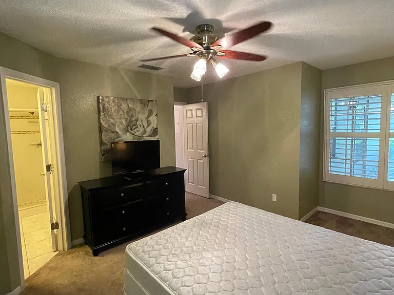 954 Forest Ridge Ct #102 — Photo 23