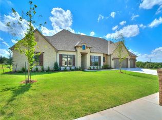 372 Saint Claire Dr, Edmond, OK 73025