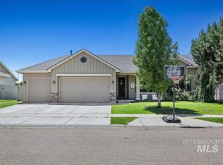 1177 White Horse Ridge Dr, Middleton, ID 83644