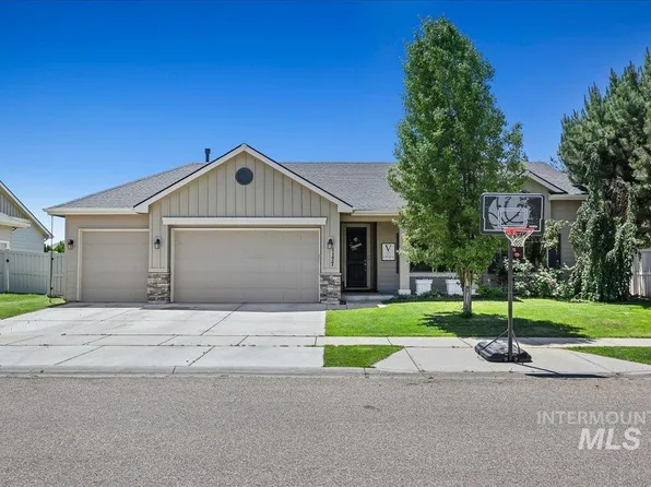 1177 White Horse Ridge Dr, Middleton, ID 83644