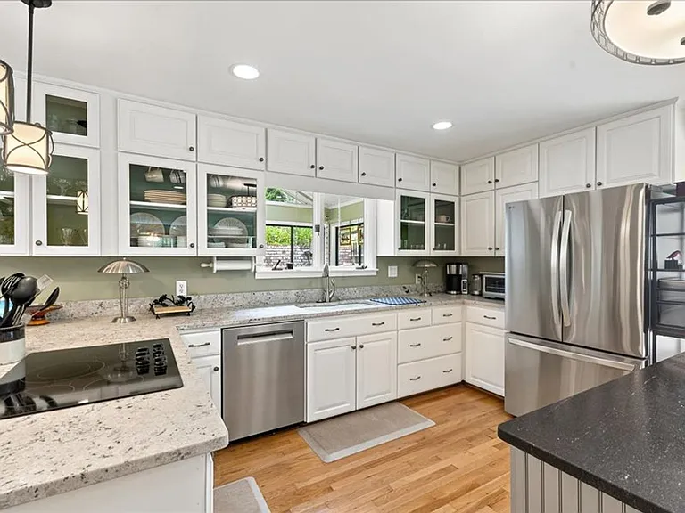 1050 Illahee Rd — Photo 12
