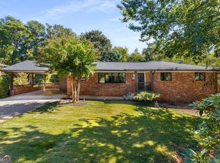 1126 Chatsworth Dr, Avondale Estates, GA 30002