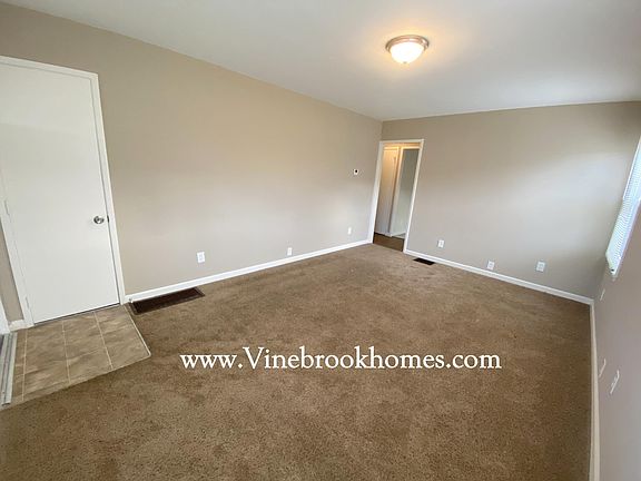 5th image of 408 Lewis Dr