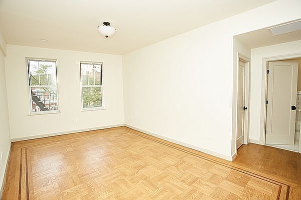 1st image of 2912 Newtown Ave #B3