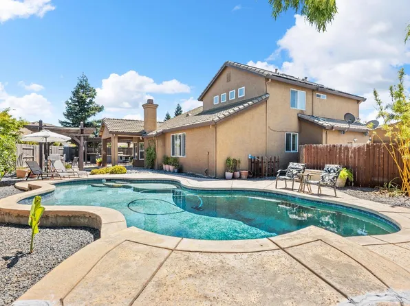 9826 Rombiolo Ct, Elk Grove, CA 95757