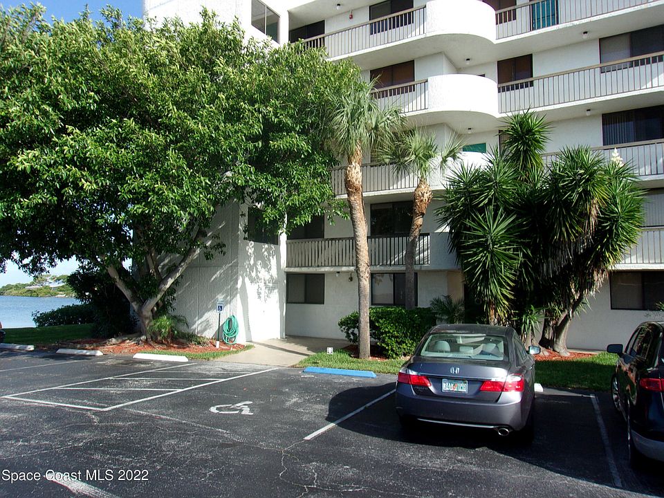 1st image of 300 Columbia Dr APT 3202