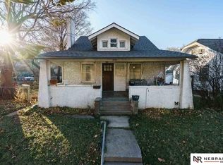 2758 N 49th St, Omaha, NE 68104