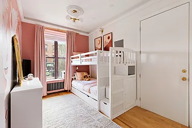 663 Greene Avenue, #1