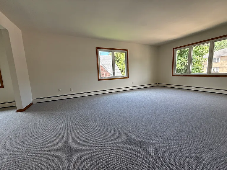366 Wilson Ave #2 — Photo 10