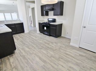 31 Santa Barbara Dr, Manvel, TX 77578