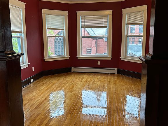 3rd image of 14 Park St #3