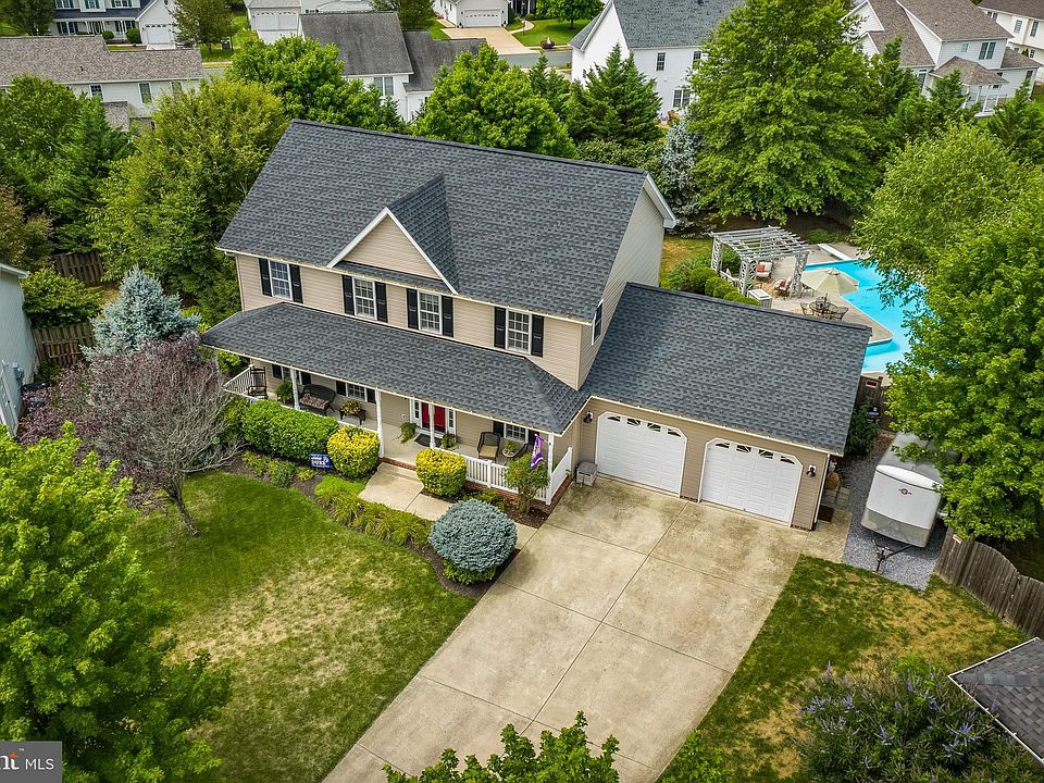 1st image of 118 Plankwood Ct