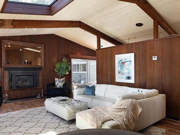 4th image of 1 Crescent Cir