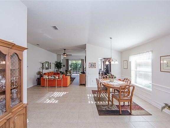 5th image of 512 Arena Dr