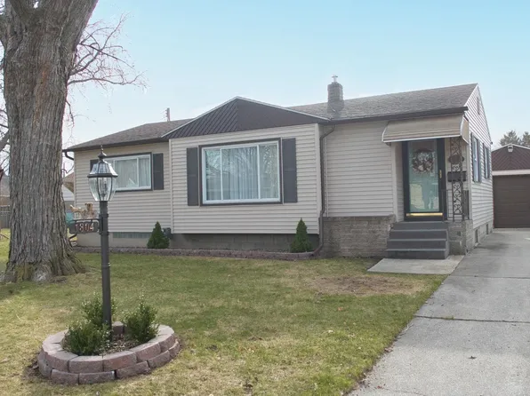 1804 Madison Ct, Bay City, MI 48708