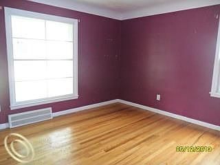 4th image of 3571 21st St