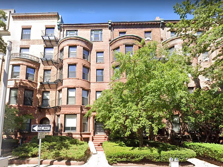 43 Bay State Rd #B — Photo 1