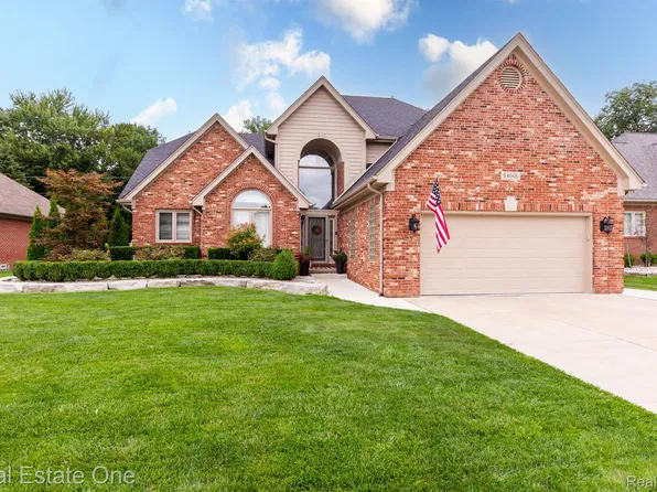 54066 Oconee Dr, Macomb, MI 48042