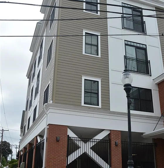 2 Silver St #15 — Photo 24