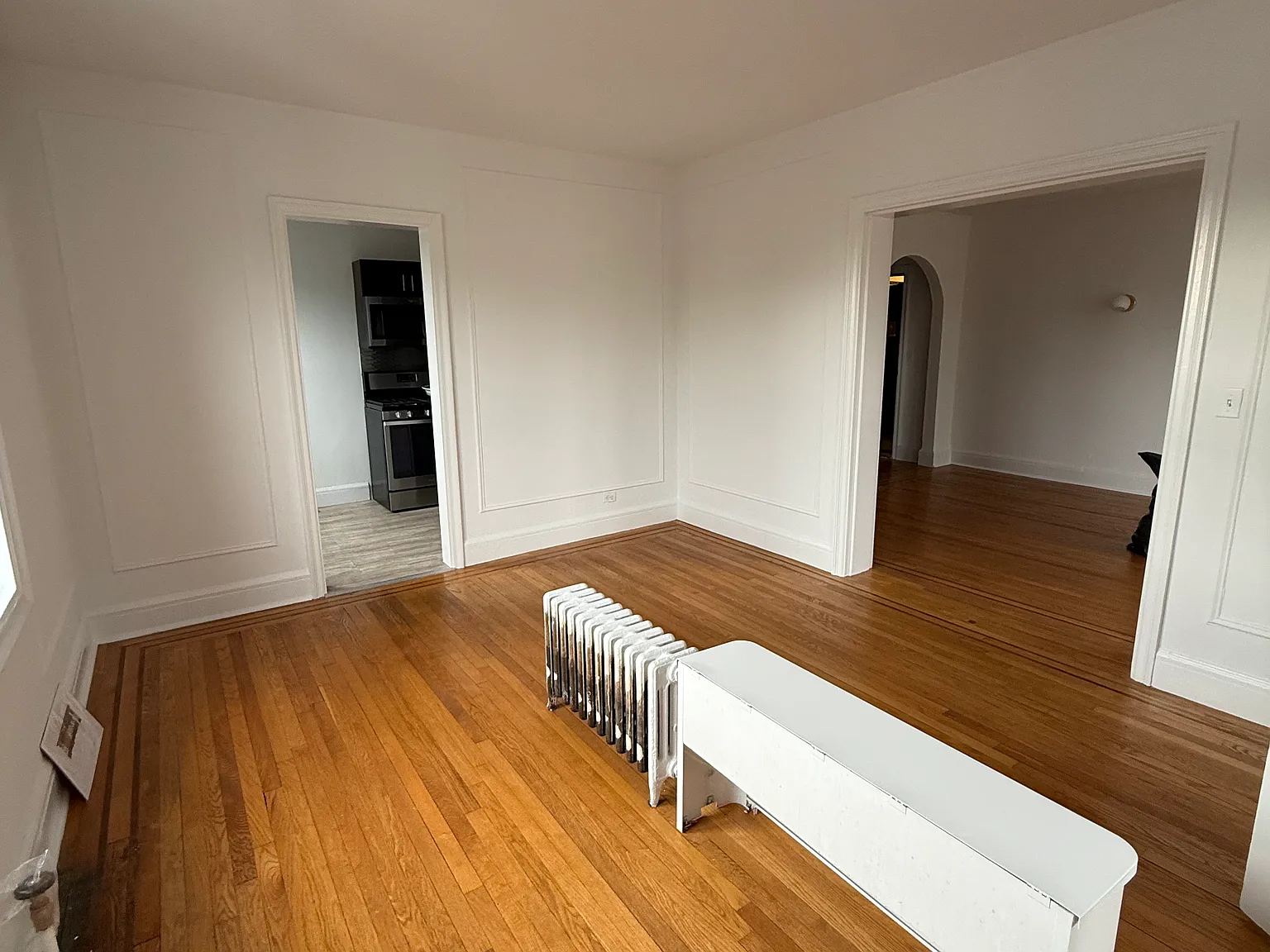 3 bed, $5,300 — Photo 3