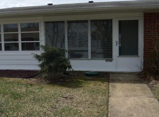 393 Chesterfield Ct #B, Lakewood, NJ 08701