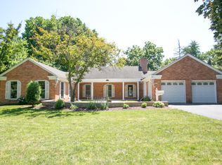 1020 W Downer Pl, Aurora, IL 60506