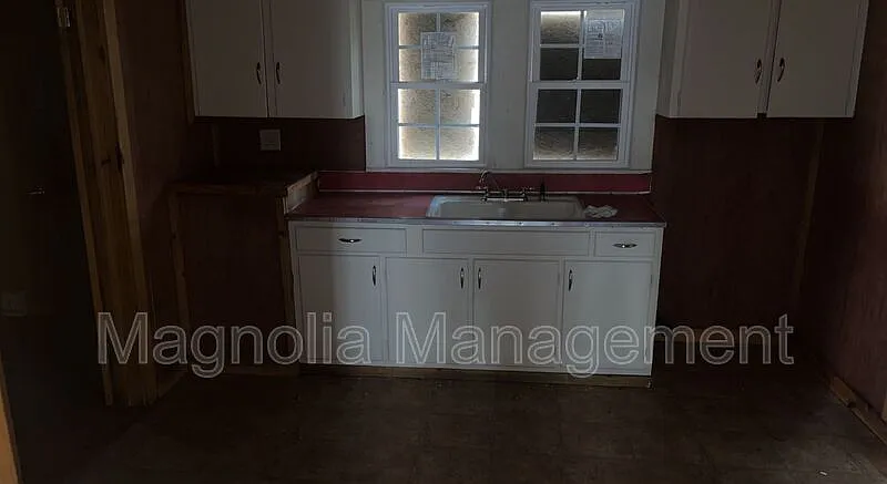 2 bed, 1.0 bath, $795 — Photo 3