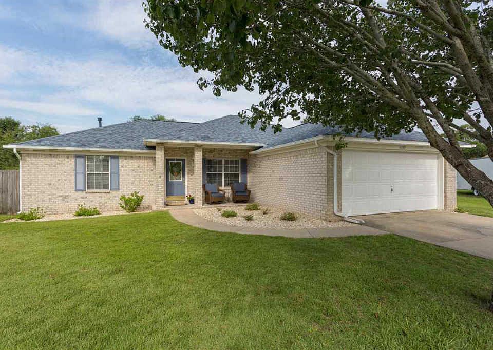 1st image of 6089 Yellow Rose Dr
