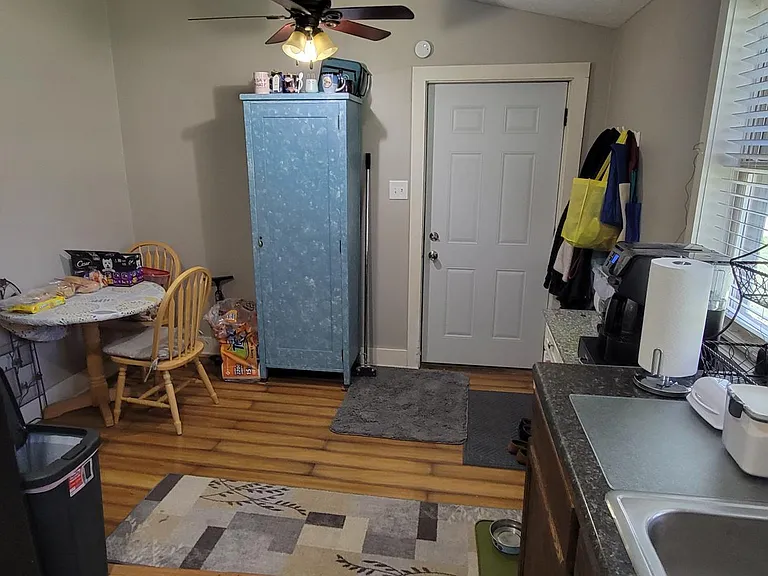 111 W 19th Ave — Photo 2