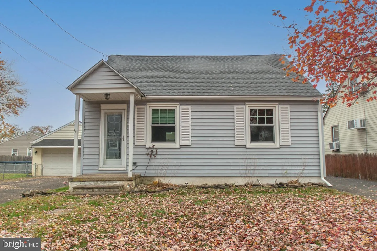 1746 Willow Ave photo 1