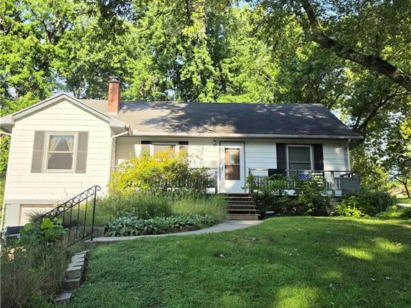5530 N Spruce Ave, Kansas City, MO 64119