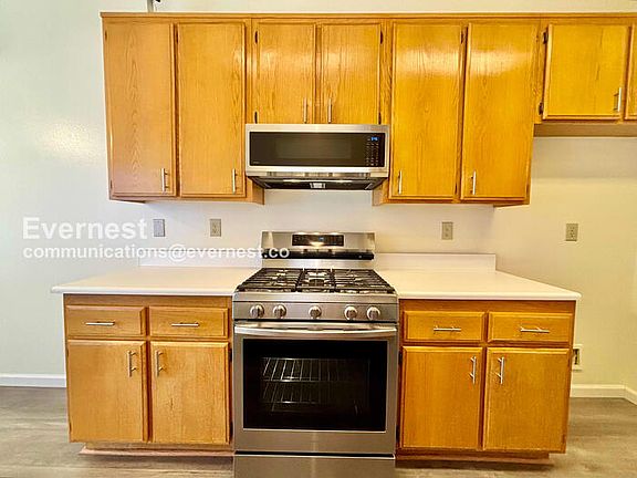 5th image of 27305 Uppercrest Ct