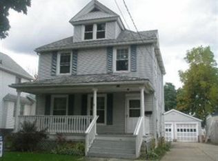 215 Wooster St, Elyria, OH