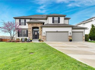 16632 S Lind Rd, Olathe, KS 66062