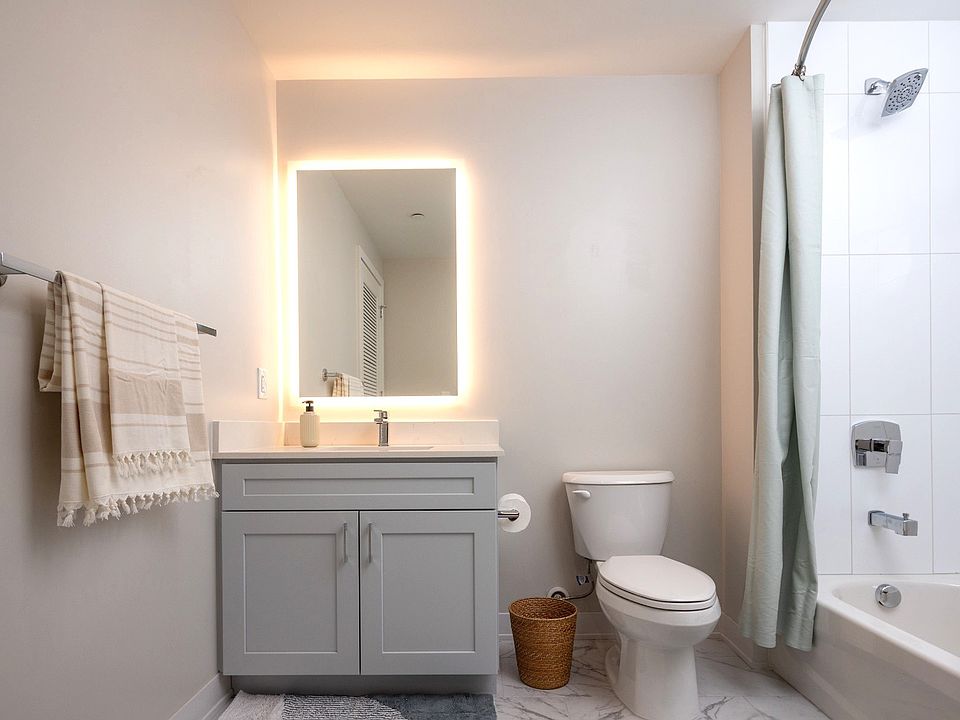 Bathroom | 1BR/1BA | 1B