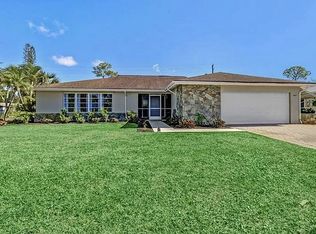 4901 Devon Cir, Naples, FL 34112