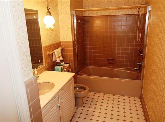5th image of 2115 Sycamore Dr