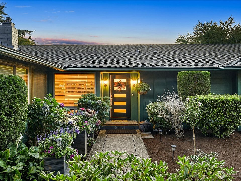 にこ♡ 17005 159th Place SE, Renton, WA 98058 | Zillow