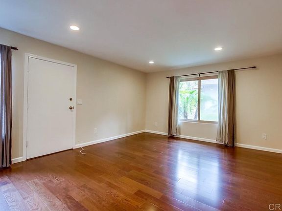 4th image of 6574 Bell Bluff Ave