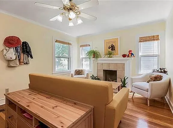 4938 Forest Ave — Photo 22