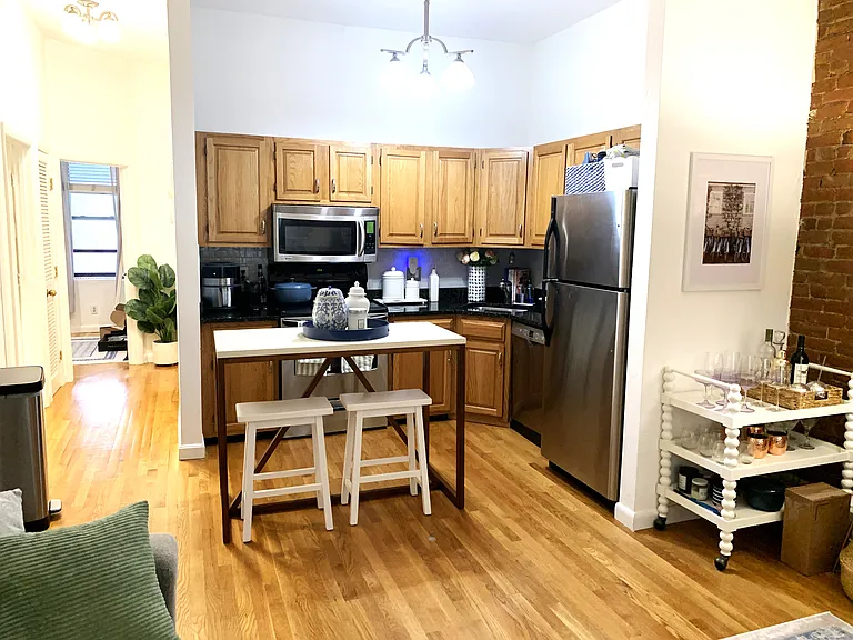 154 F St #1 — Photo 7