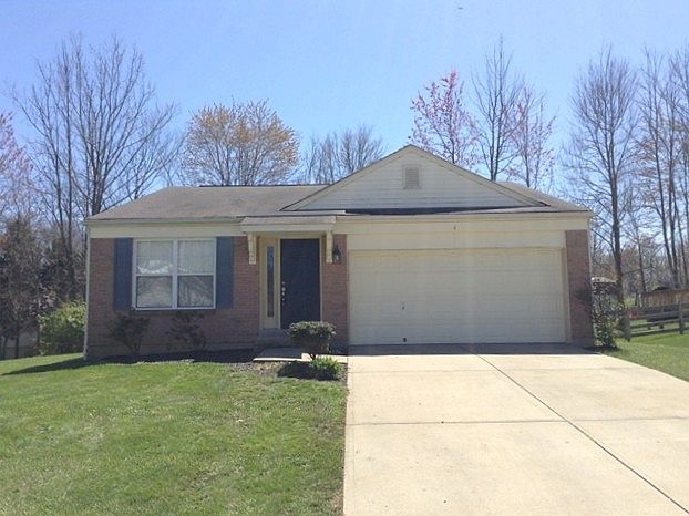 1st image of 4 Meadowlane Dr