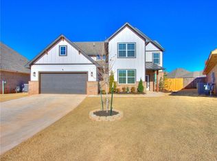 6263 Macarthur Park Cir, Edmond, OK 73012