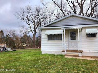 2012 Reo Rd, Lansing, MI 48910
