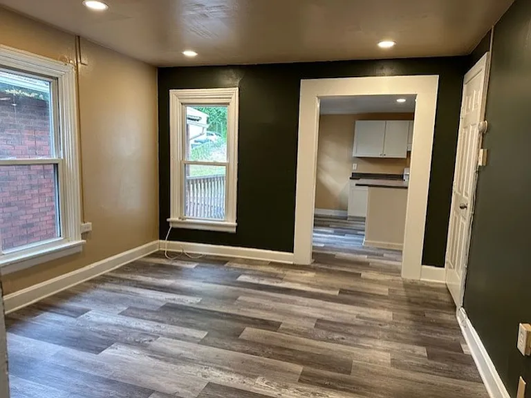 311 S 2nd St #2 — Photo 3
