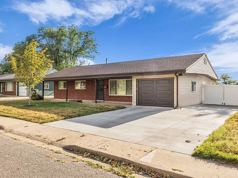 1473 N 200 W — Photo 31