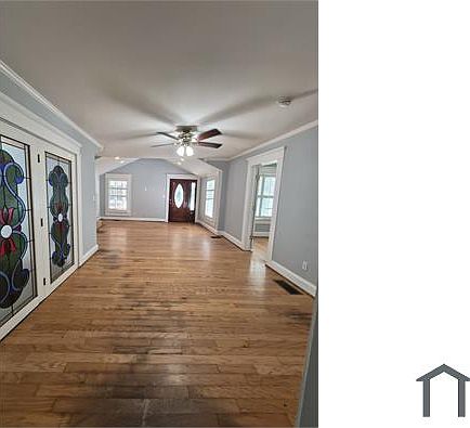5th image of 1631 Laurel Ave NW